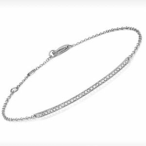 - 14K Diamond Bar bracelet 14k white gold
Center Gemstone: Diamond